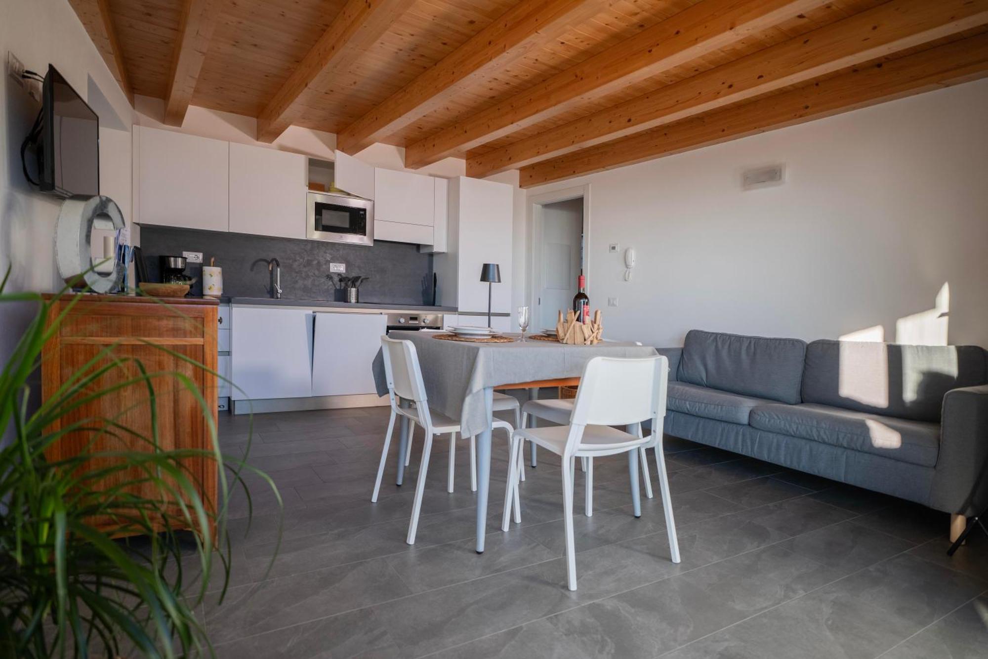 Delfina Home Terrazzo 013239-Cni-00132 Vercana Exterior photo
